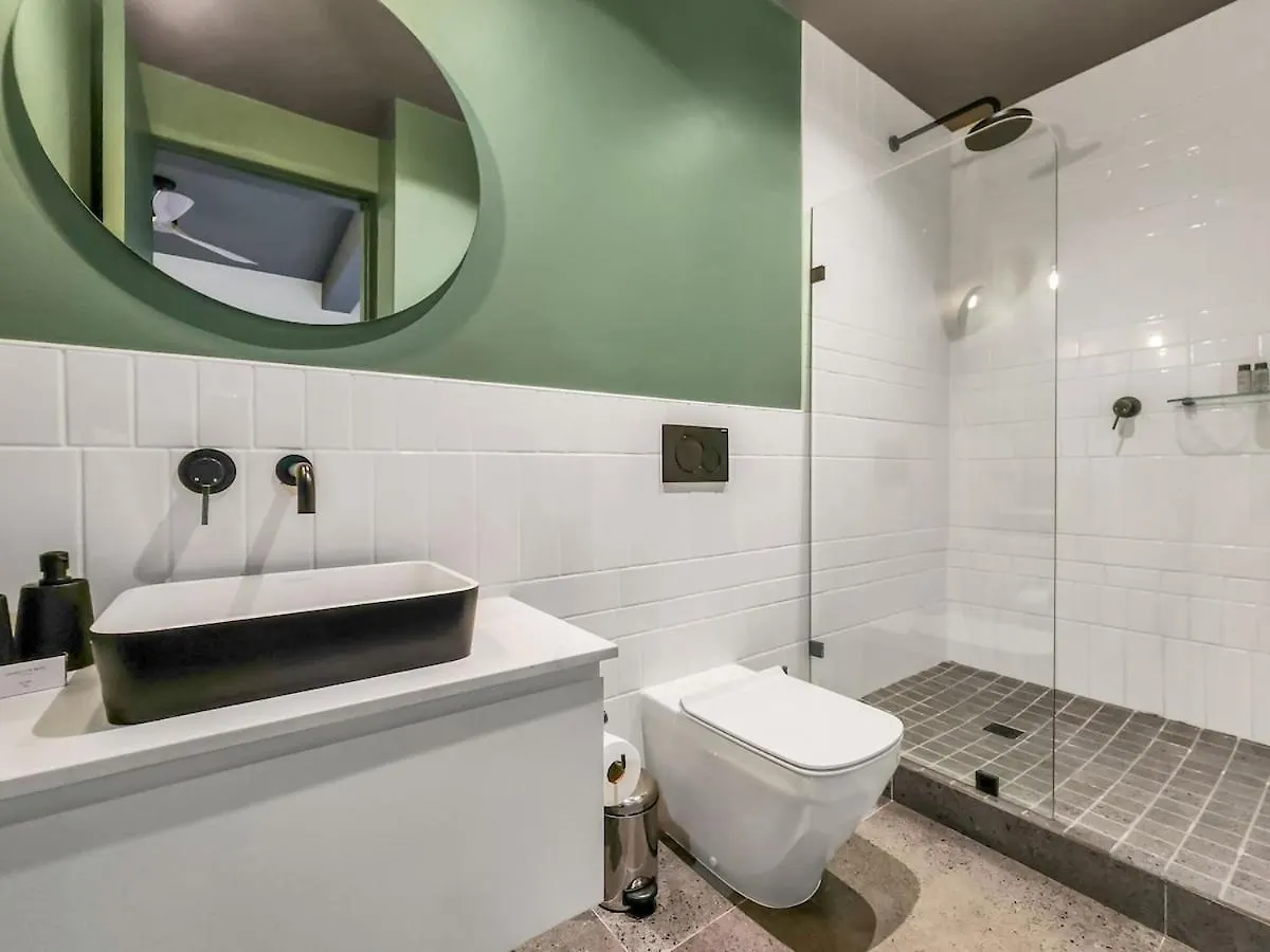 Loadshedding Free, Secure, Rooftop Pool- Wifi Cape Town