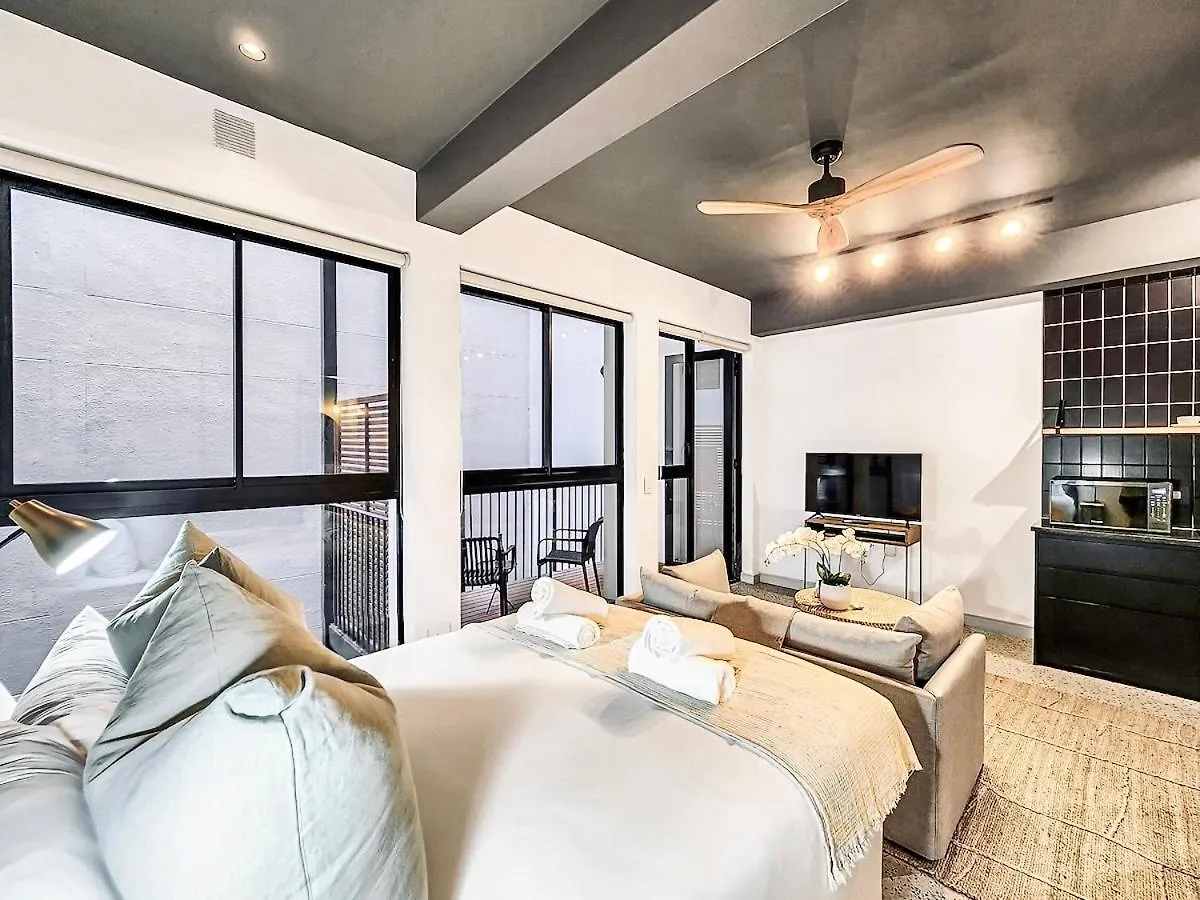 Loadshedding Free, Secure, Rooftop Pool- Wifi Cape Town Daire